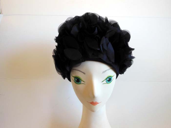 1960s hat / Perky Puffy Petal Vintage 60's Black Hat
