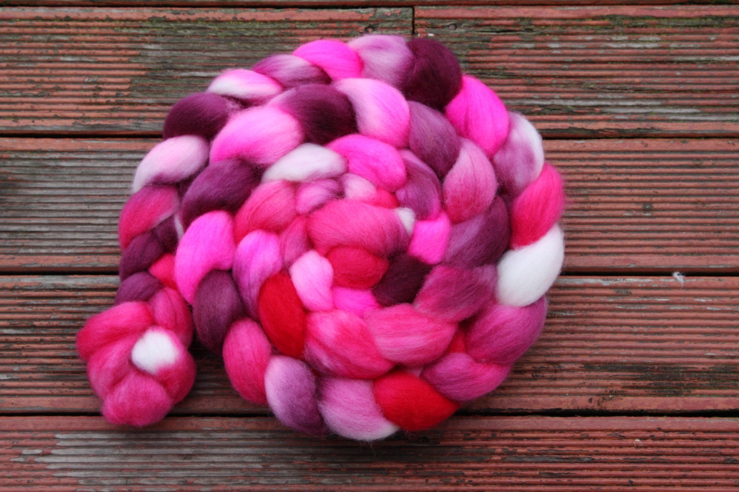 miss molly. hand dyed new zealand merino. 4.3oz./124g