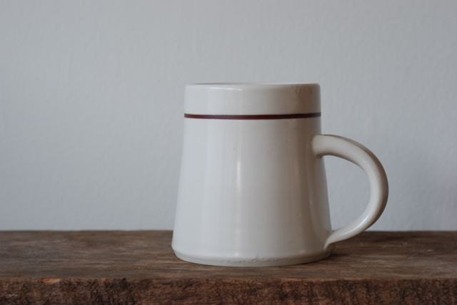 Large Porcelain Mug with Red/Brown Stripe