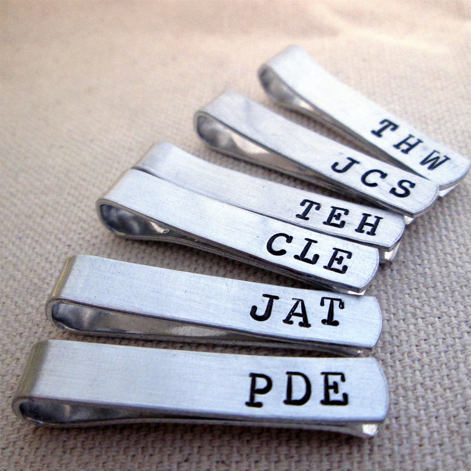 Groomsmen Set of 6 -Personalized Men's Skinny Tie Bar - Monogramed Tie Clip - Aluminum Tie Bar -