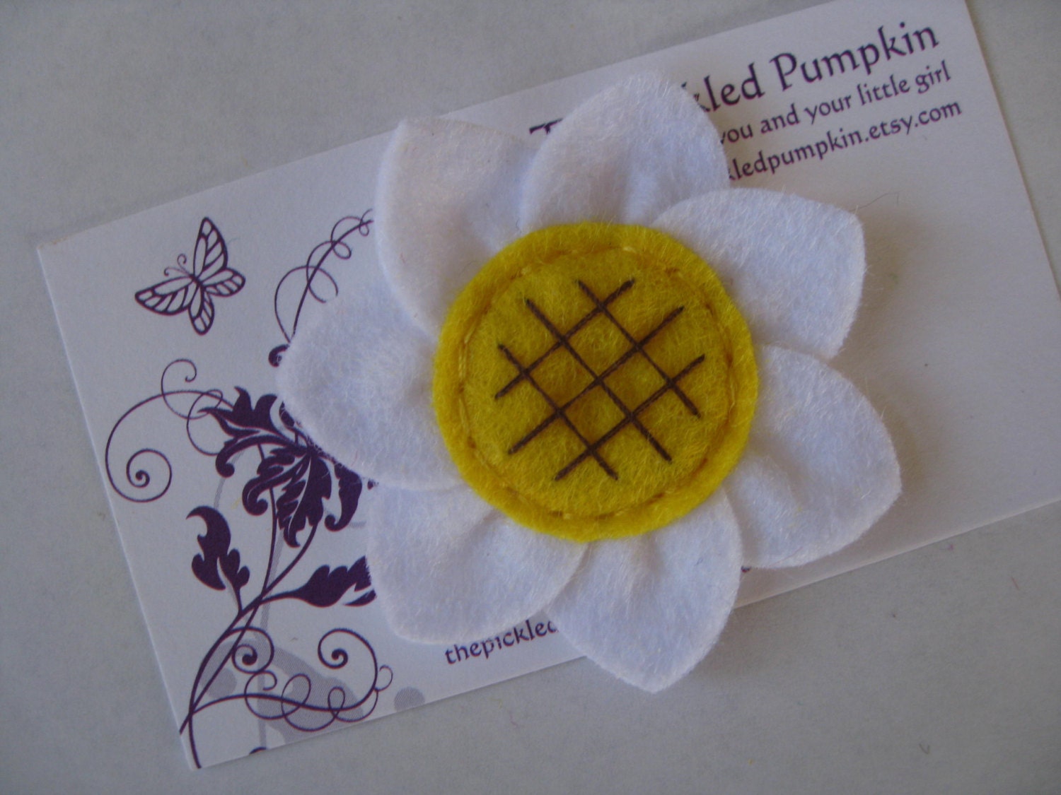 Sunflower like Daisy Felt Clip
