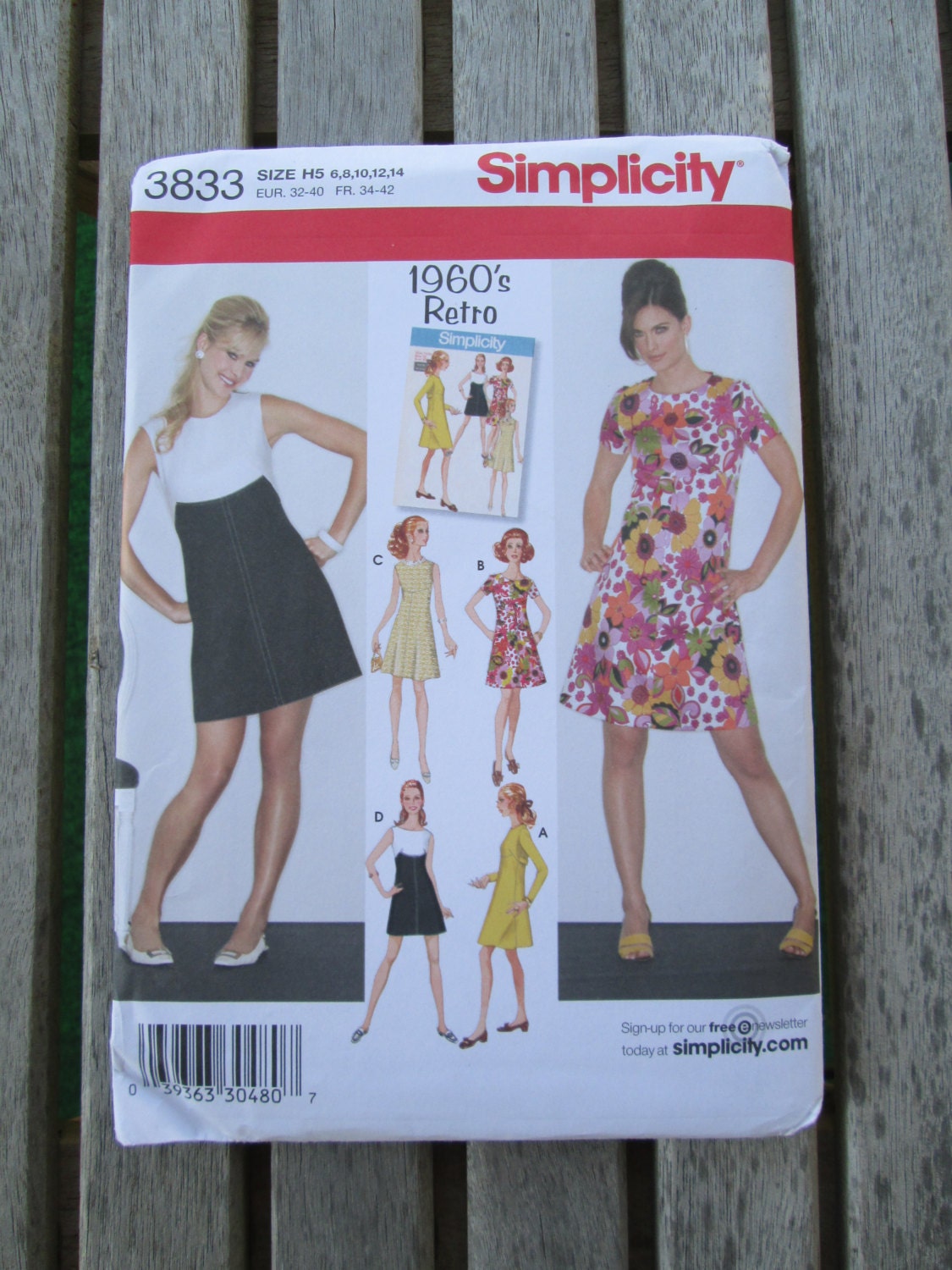 Retro Dress Pattern Simplicity 3833 Sizes 6-14