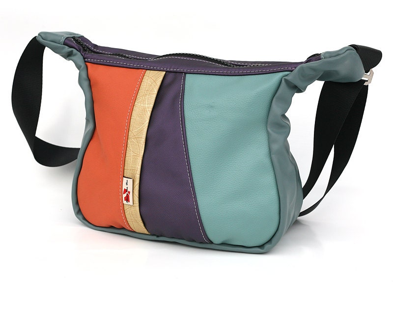 Recycled FREYA purse (small) by Mariclaro - XII471