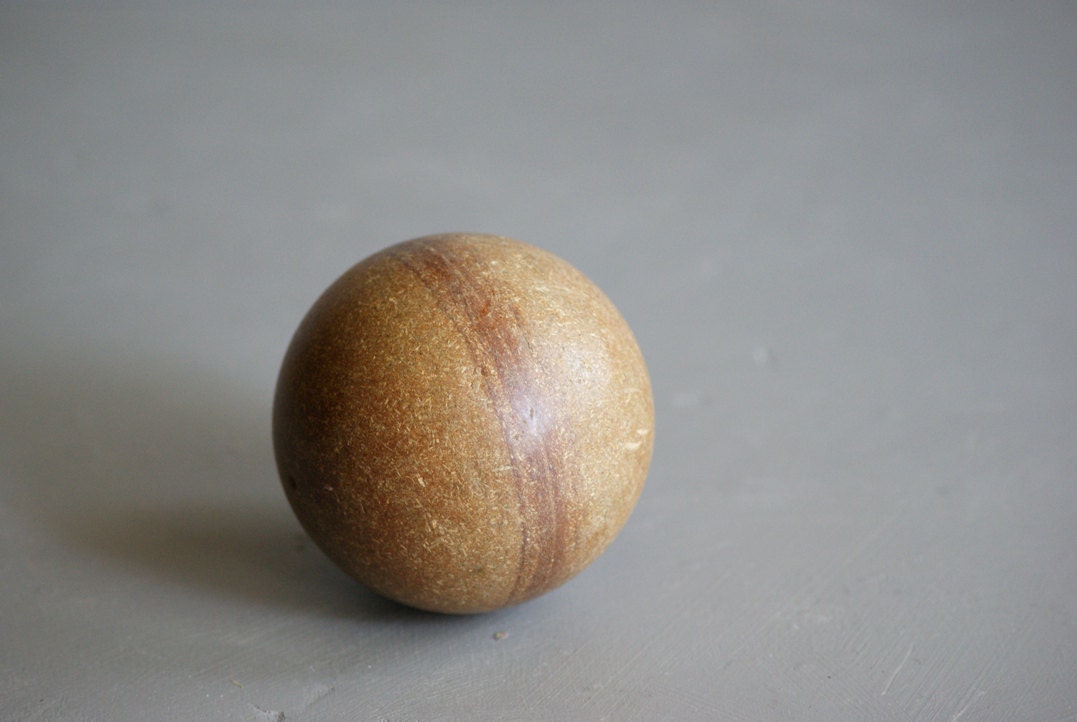 Old Lawn Ball, Striped