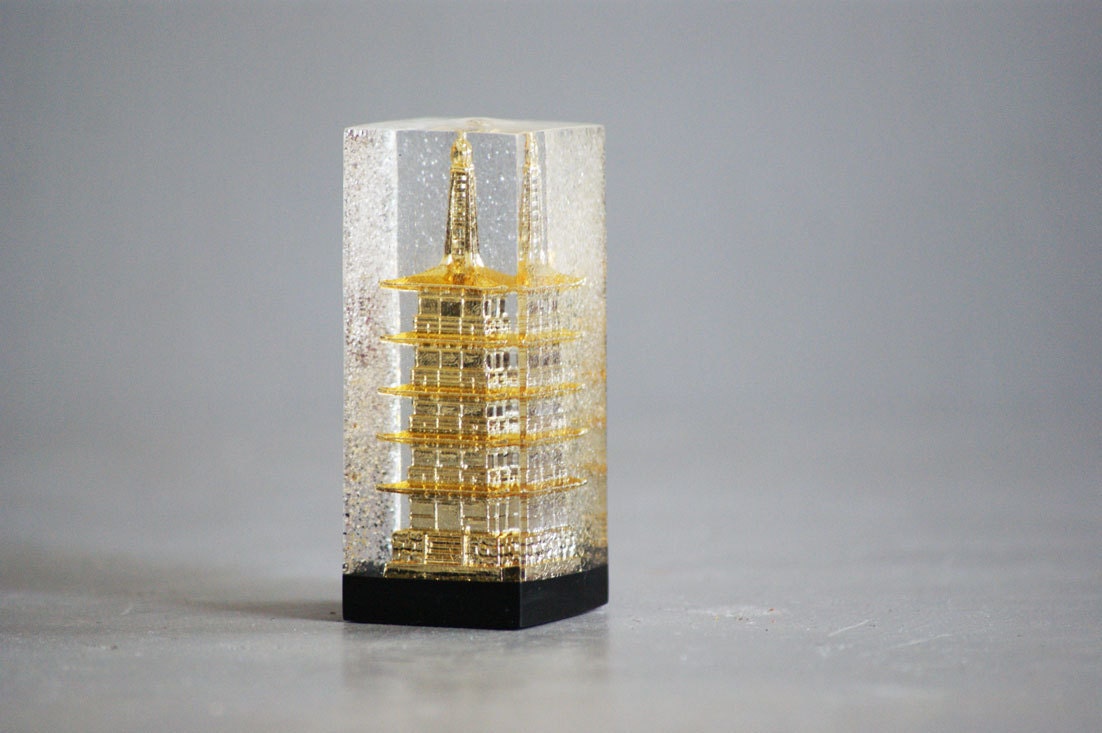 Pagoda Souvenir Paperweight