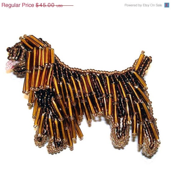 SALE SALE: SUSSEX Spaniel beaded dog art pin / brooch (Ready to ship)