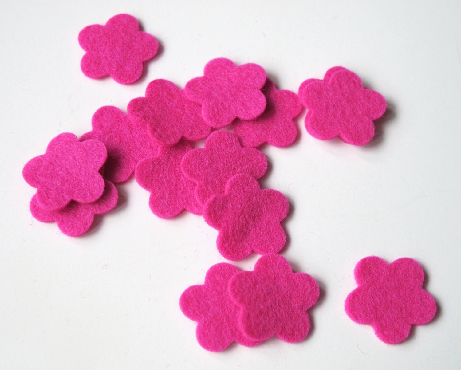 Flower Die Cuts  100%   Wool Felt Tiny Blossoms Set of 15  Appliques Sewing Crafting Scrapbooking Confetti Party Supply Wedding Shower DIY