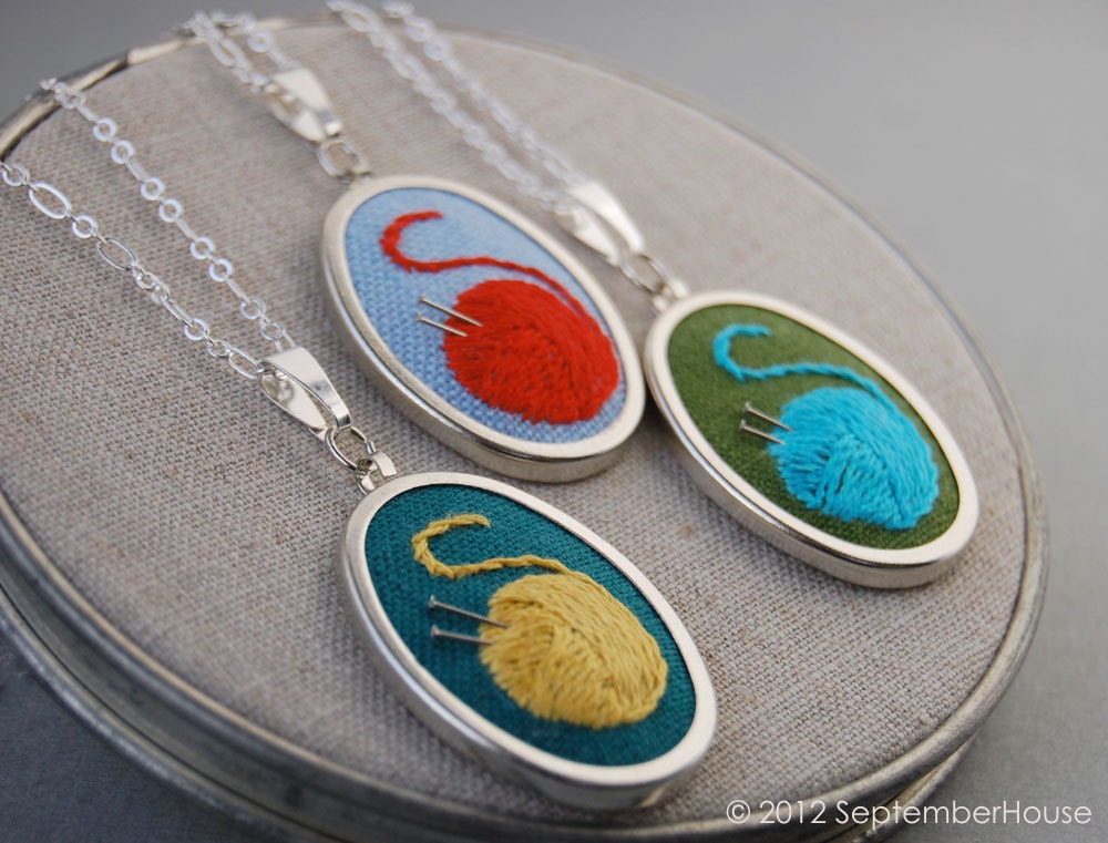 Knitting Necklace Hand Embroidered Pendant with Miniature Yarn and Knitting Needles, Choose Your Colors, Made To Order