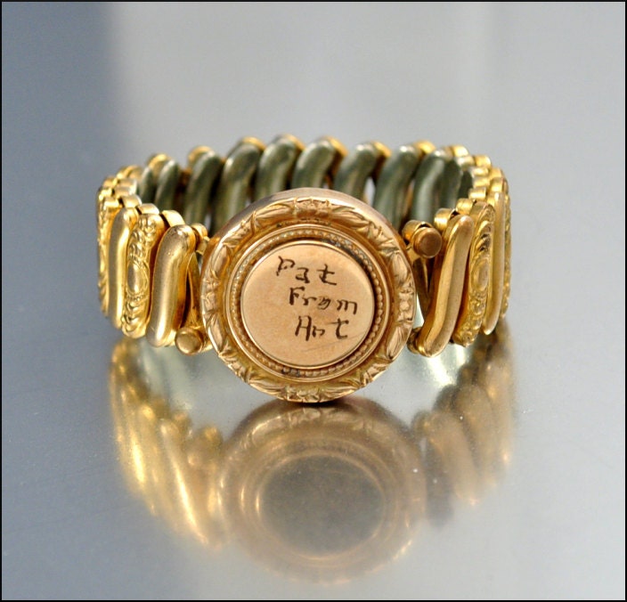 Gold Locket Bracelet Sweetheart Vintage 1930s Art Deco Jewelry Expandable Bracelet