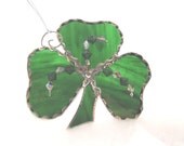 shamrock,stained glass,sun catcher,forest green,leaves,(b)