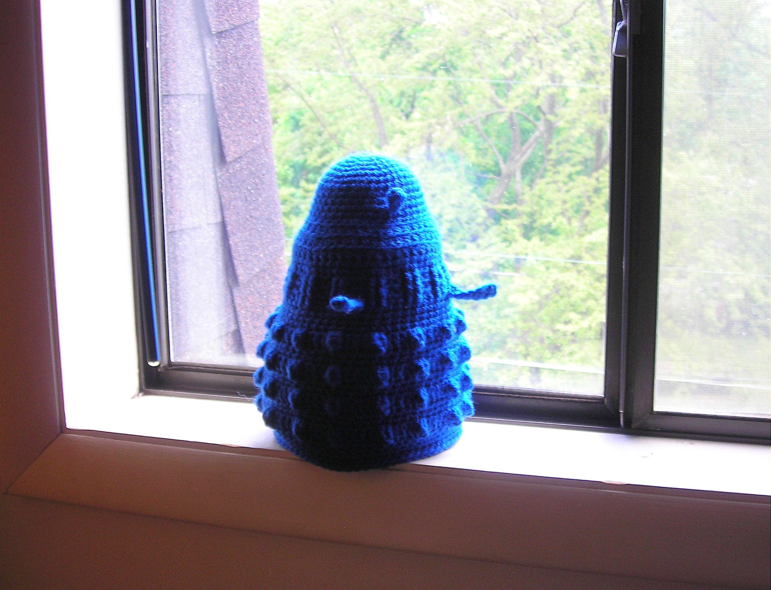TARDIS Blue Dalek Plush Toy with Jingles - Suitable for Children 3 and Under