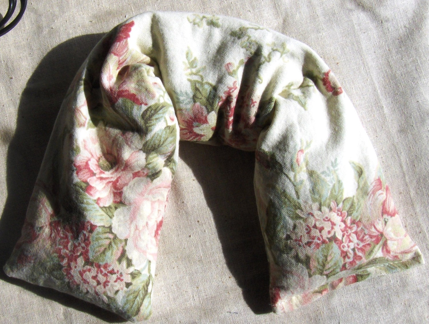 Lavender Rose Flaxseed Neck Wrap - Flax seed pillow - Microwavable Heat Pack - Pillow or Heating Pad - Mother's Day Gift