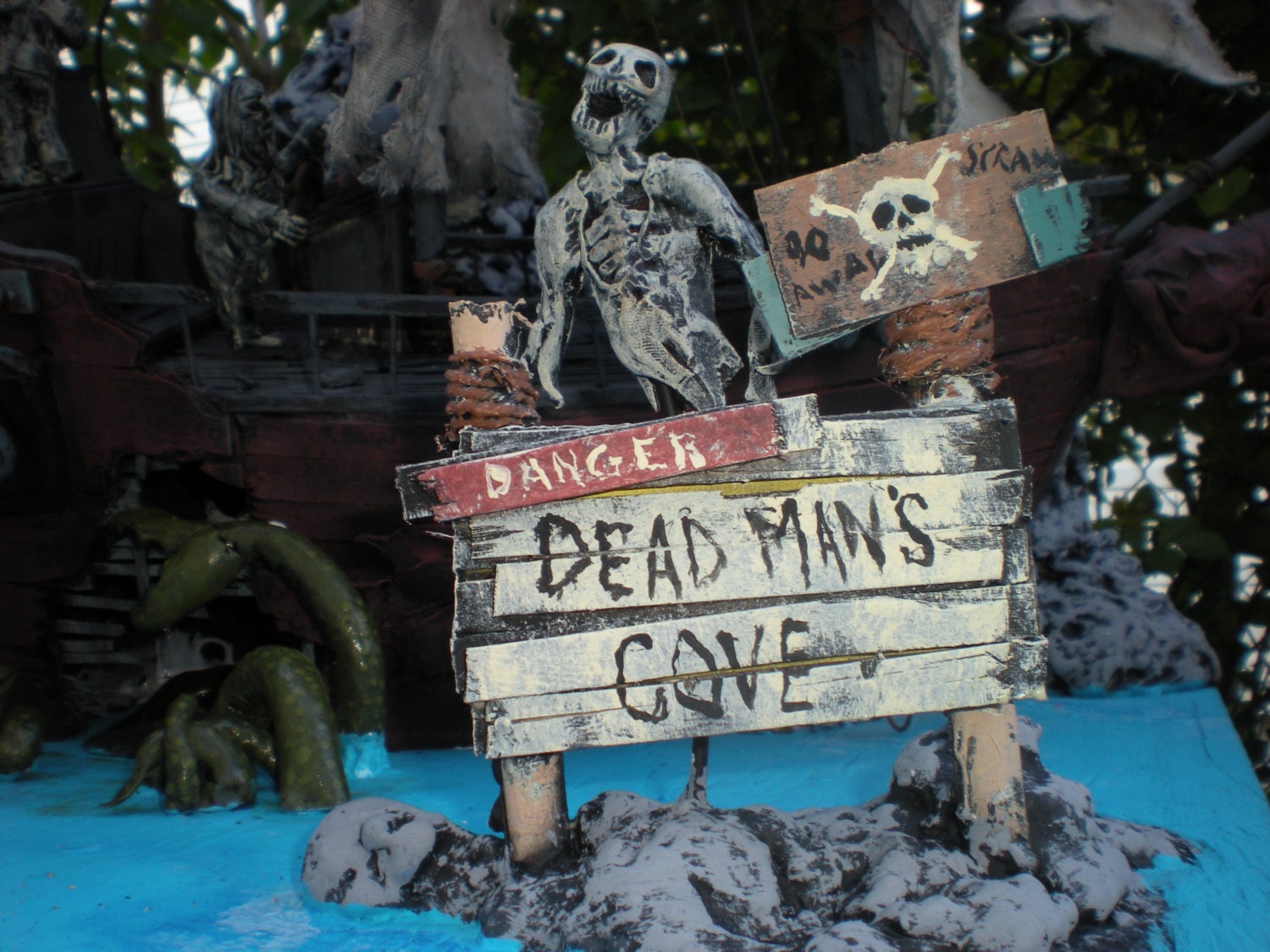 Dead mans cove