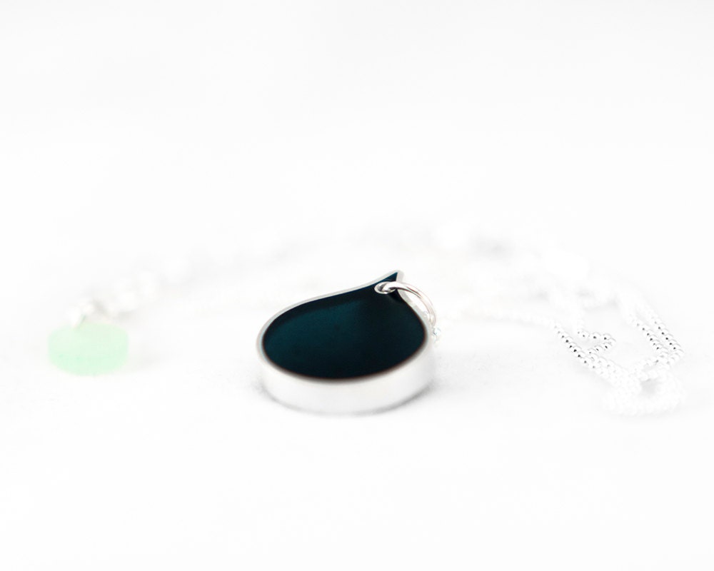 Seattle Necklace in midnight/navy blue resin and sterling silver