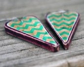 Heart shaped earrings Rustic mod chevron print Large wood earrings Handmade by The Paisley Mill . AthEnA