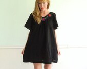 25% OFF . . . Black SS Bohemian Floral Embroidered Mini Boho Tent Dress - Vintage 80s 90s - Medium M Large L