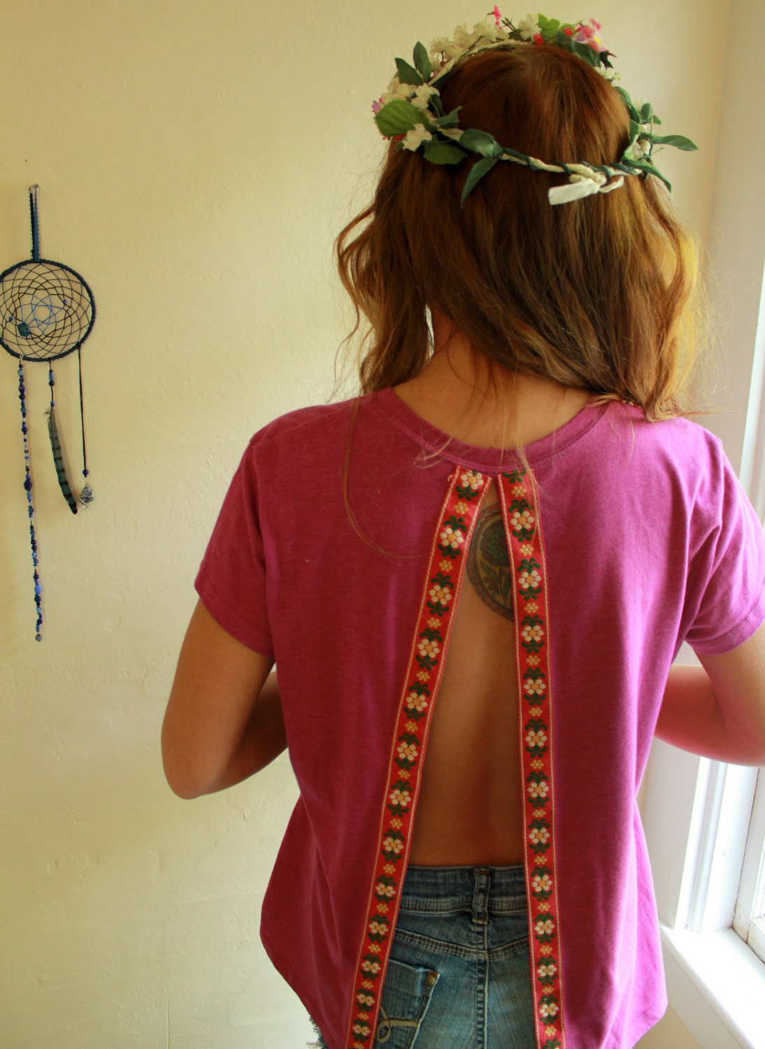 Firebird Print Open Back/Backless Slit Floral Trim Upcycled Recycled Bohemian Top Short Sleeve TShirt Womens Size XLarge