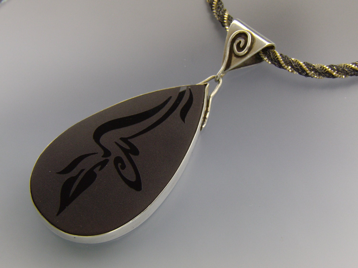 SS Sand Etched Onyx Pendant