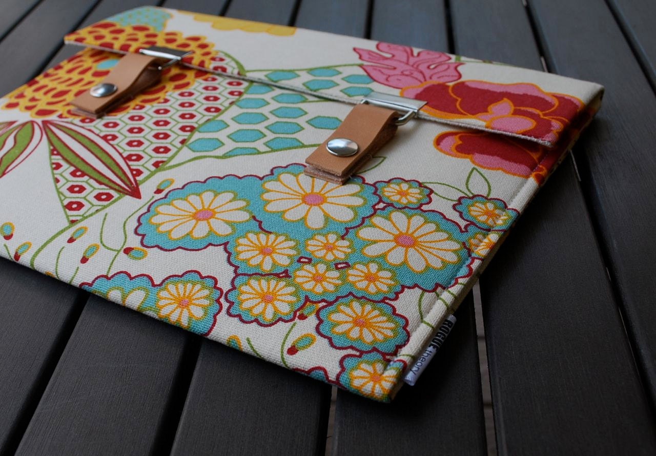 iPad Case / iPad Cover / Padded iPad Case / iPad Case with Leather Strap - Summer Sketch