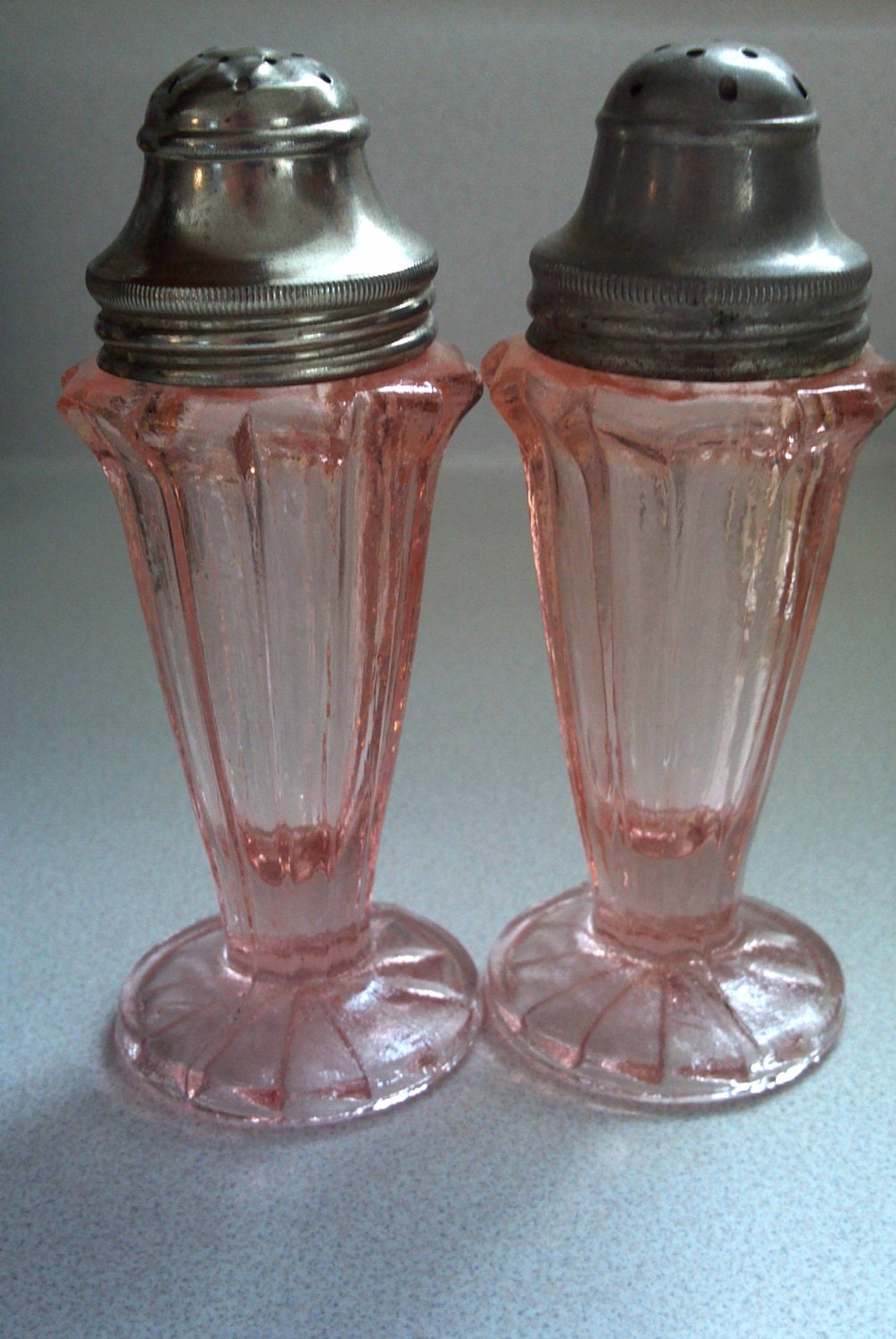 Pink depression glass Salt and Pepper shaker set