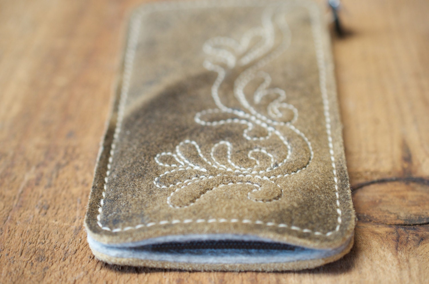 HTC One Leather Sleeve - KAMPENWAND