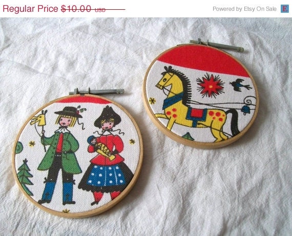 MEMORIAL DAY SALE Vintage Fabric Hoop Art, Hoop Art, Swedish Couple, Horse