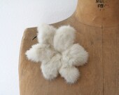 vintage brooch / mink flower brooch / Stellar Dendrite brooch