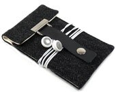 iPhone 3 or 4 sleeve - black and gray herringbone tweed