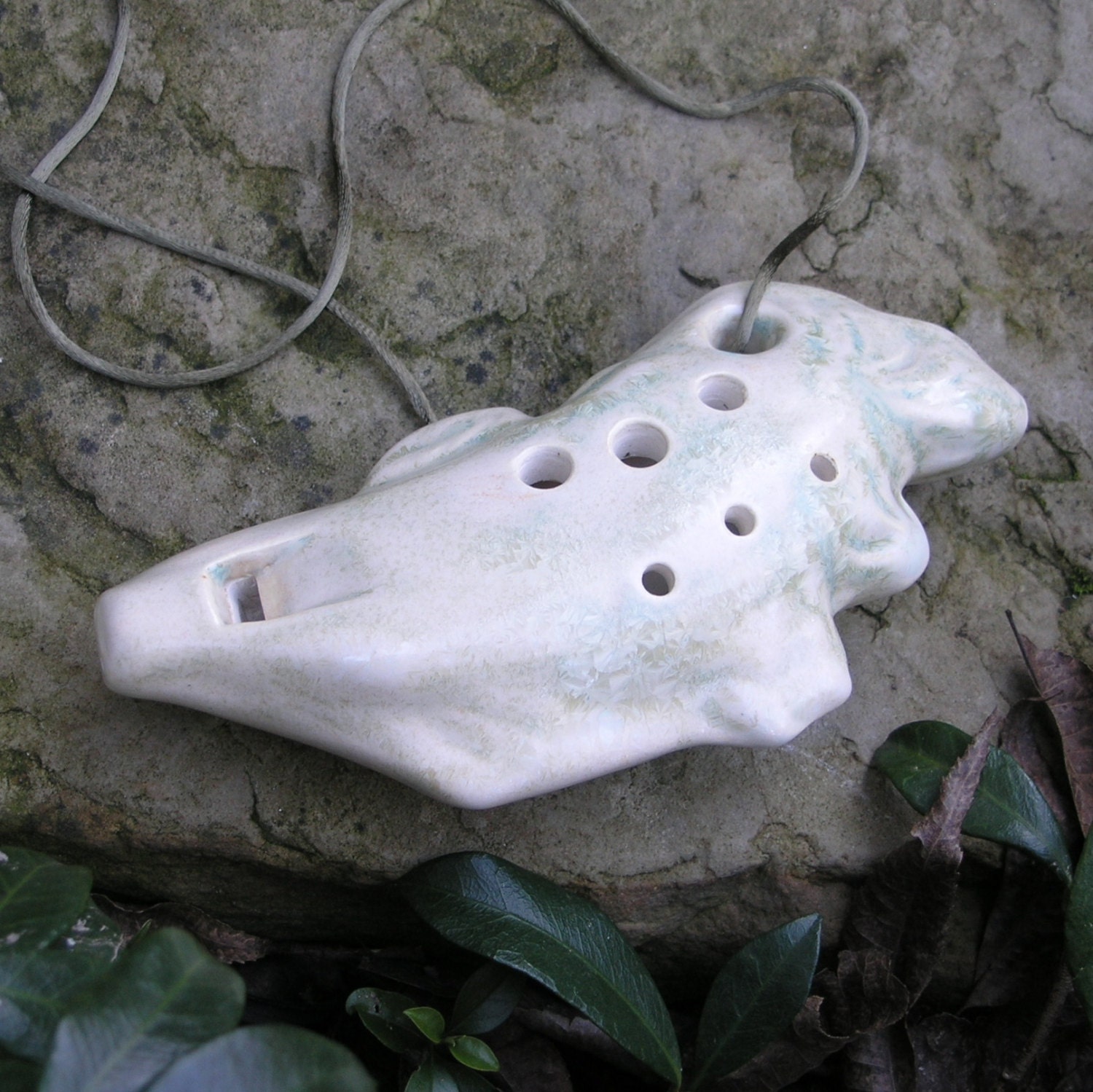 Key of Em - 8-Hole Fish Ocarina - Ceramic - Pentatonic Modes 1 and 4 Progression