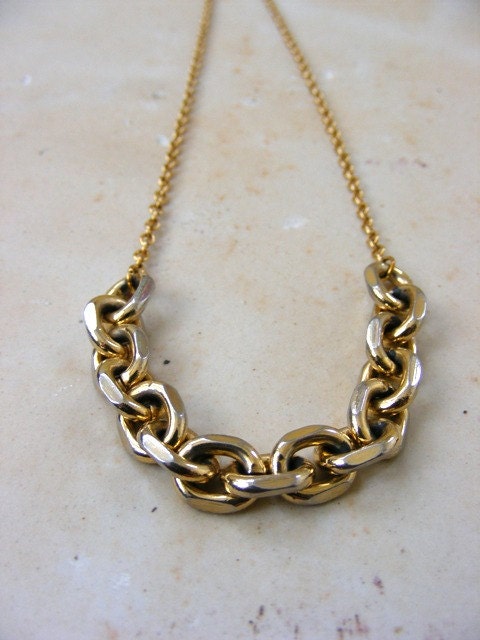 Between the lines- necklace