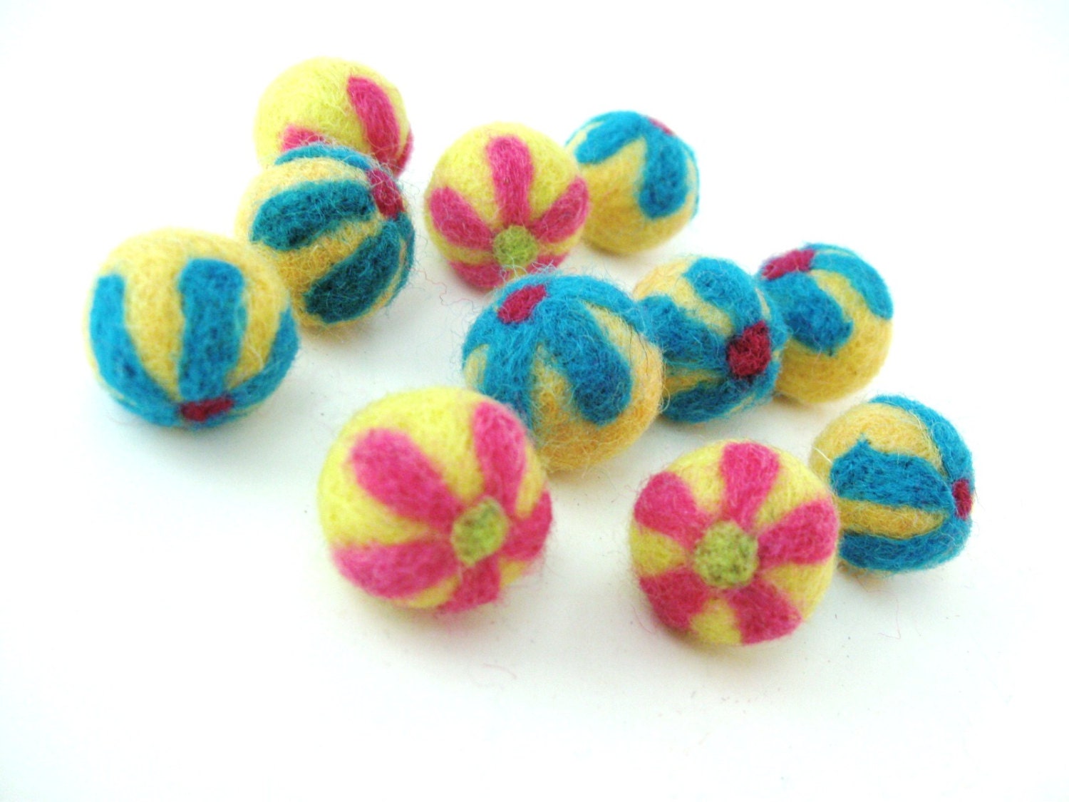 Flower Felt Balls - 10 Pure Wool Beads 20mm - Sunshine mix - Flat rate shipping