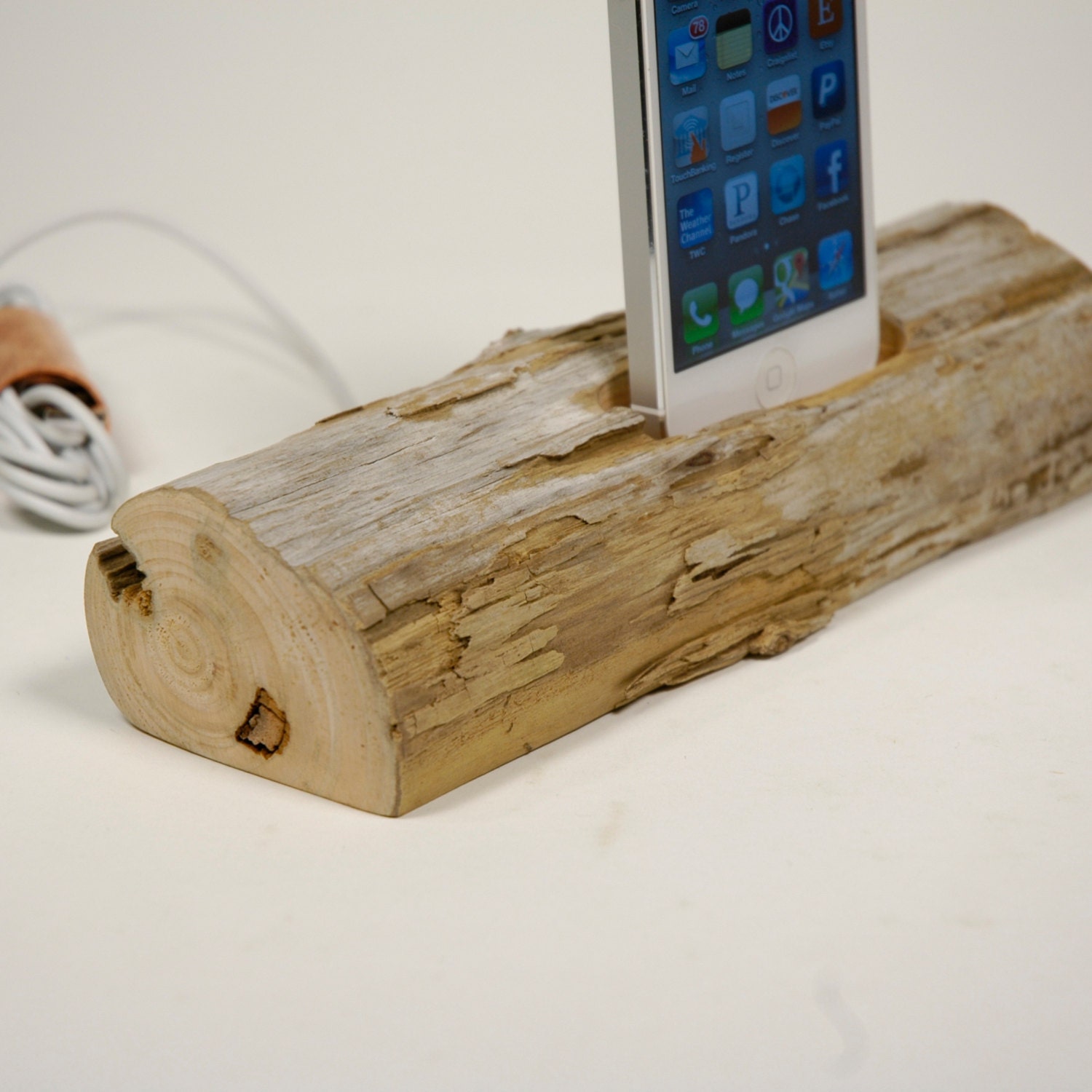 Driftwood iPhone iDock for iPhone 5
