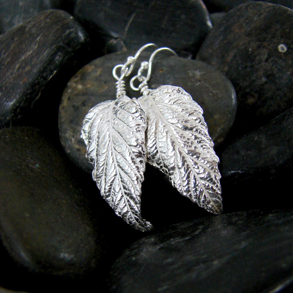 Silver Leaf Earring. Leaf Dangle Earring. Rustic Country Nature Wedding
