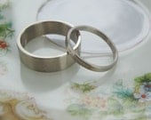 Handmade eco-friendly solid recycled 14k gold wedding band set - Satin or Shiny - Modern Wedding Ring - Women's Men's Wedding Band