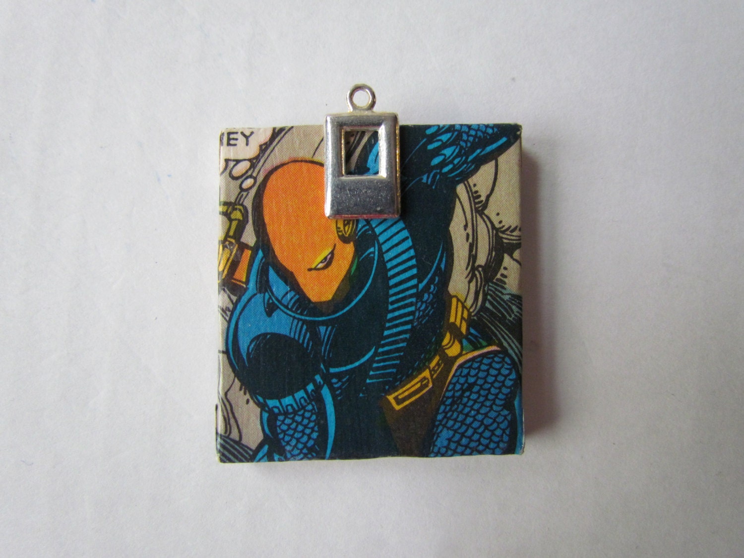 Deathstroke Necklace