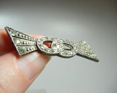 Rhinestone Brooch, Bar pin with rhinestones, costume jewelry, bow tie pin, sparkle, Vacation SALE