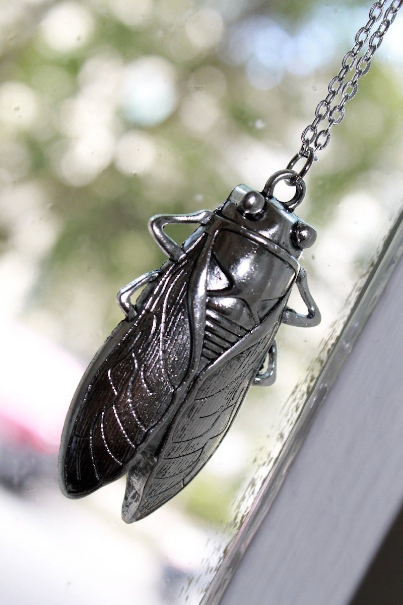 Silver Cicada Pendant Necklace on 16in Chain