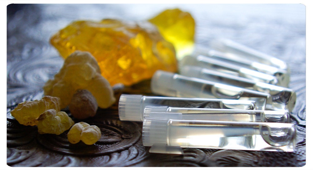 10 Vials of Wonder: Natural Perfume Oil Sample Pack - The Ever So Delightful Couture Sampler Packet Dectuplet
