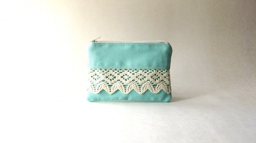 Coin Purse, Pouch, bridal pouch, gadget case - The Honey Coin Purse II in mint cotton and cotton lace