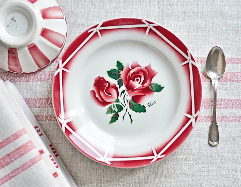 french vintage plates with red rose pattern - set of 4