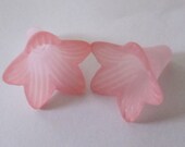Two Tone Trumpet Flower Large Pink Lace Hand Dyed 22mm (2)