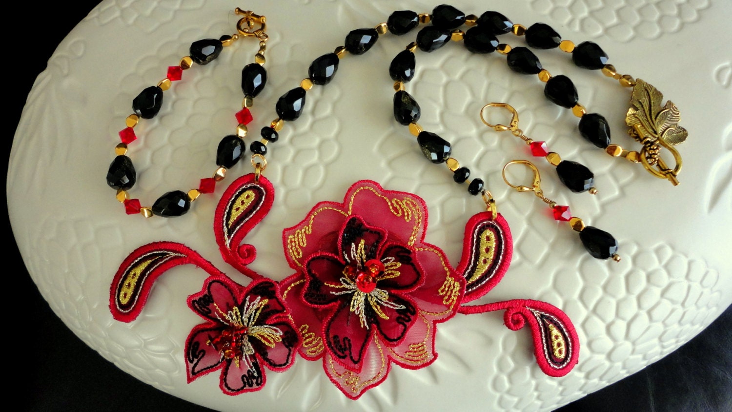 Accessorize with Red Floral Applique Necklace Bracelet Earrings