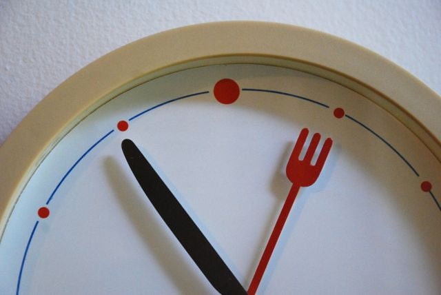Vintage 1980s Kitchen Wall Clock, Eighties Clock
