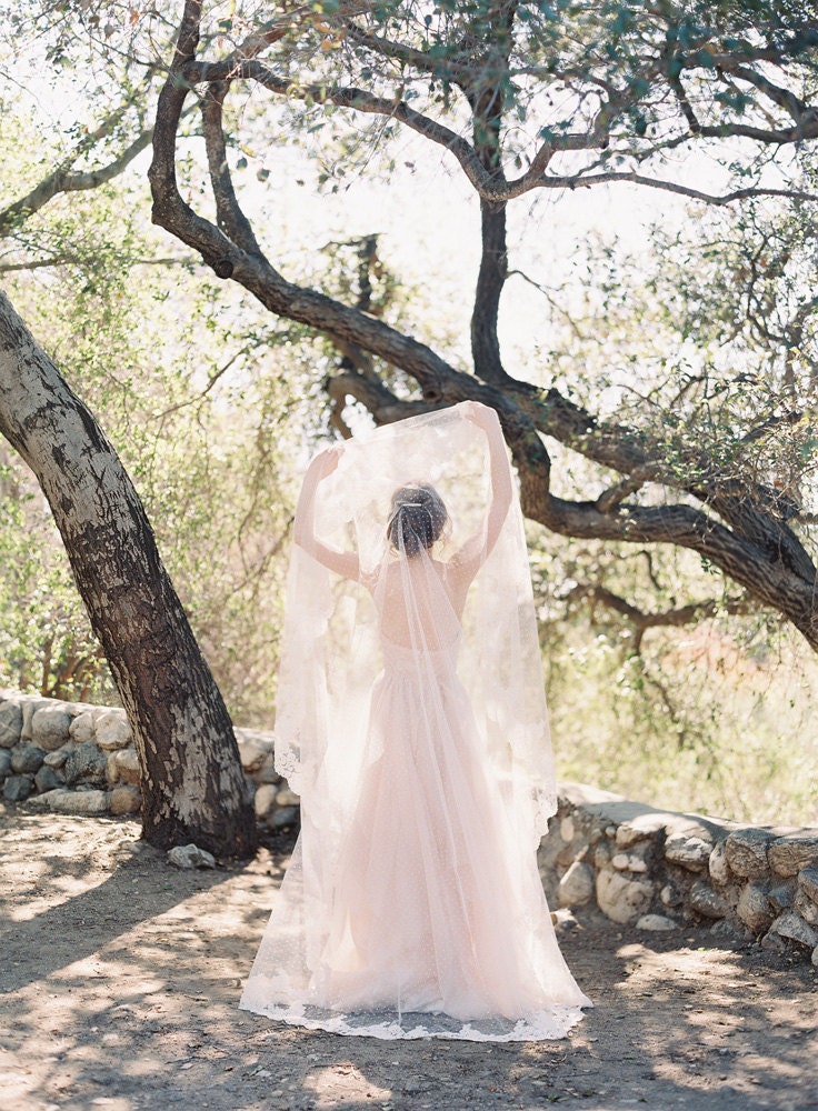 Wedding Veil, Polka dot veil, lace, Circular lace veil - Allure