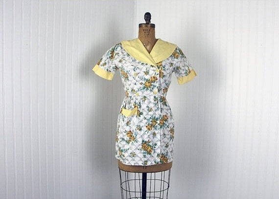 1940s Top - Vintage 30s 40s Blouse Mustard Yellow Roses Cotton Feed Sack S M - Fare Thee Well