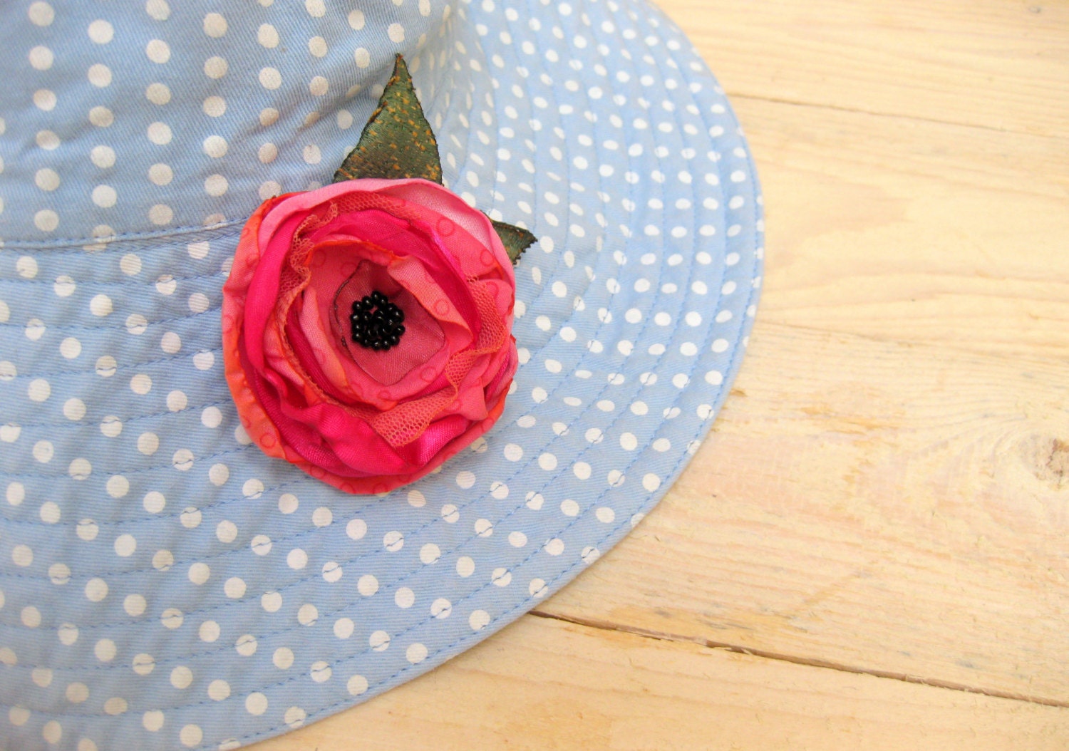 Gift For Her --- Pink Flower Brooch --- Hat Pin ---  Fabric Jewlery --- Spring