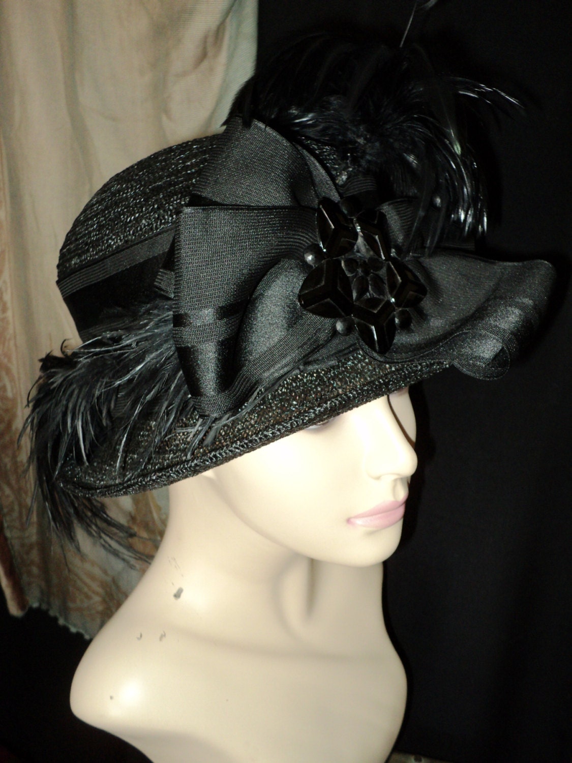 Period 1910s Edwardian Hat Jett Silk with Bow & Plumes Museum Deacession Excellent Condition