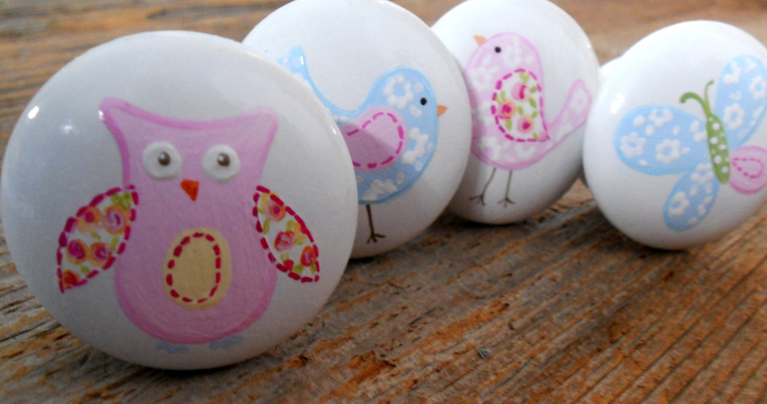 owls and birdies hand painted knobs