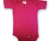 Blank fushia infant onesie size 12-18 months