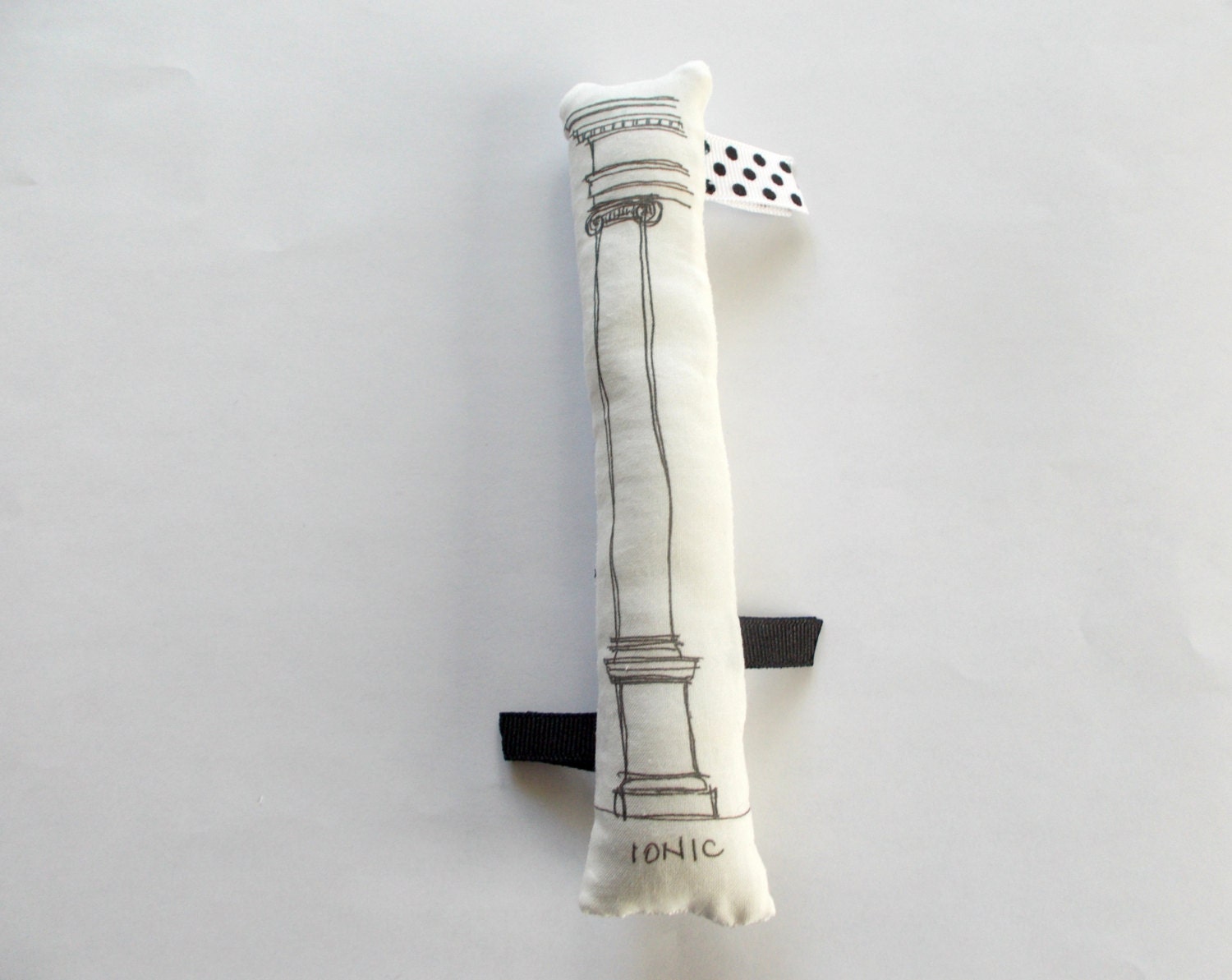 Ionic column baby rattle - Architecture for babies